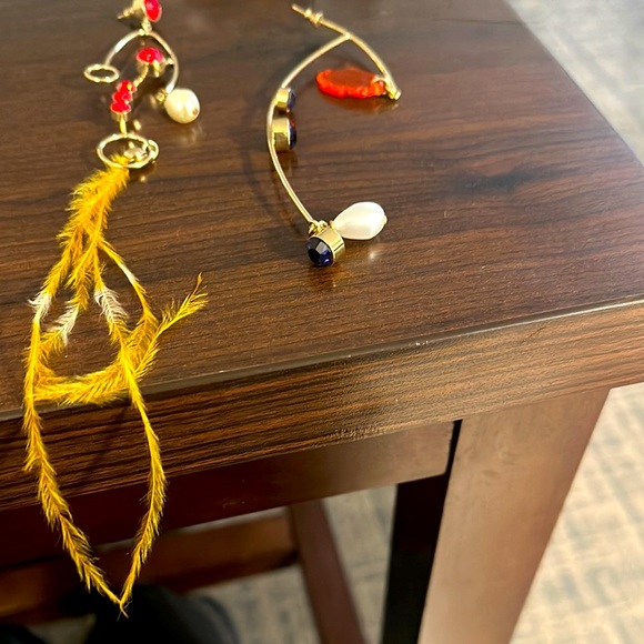 Gorgeous jacquemus earrings crystal and feathers - Picture 1 of 2
